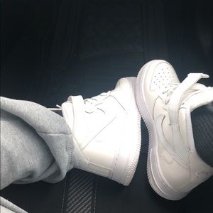 White Nike Air Force 1